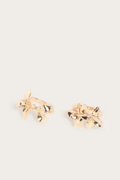 Ringar med skulpterade blomblad 2-pack