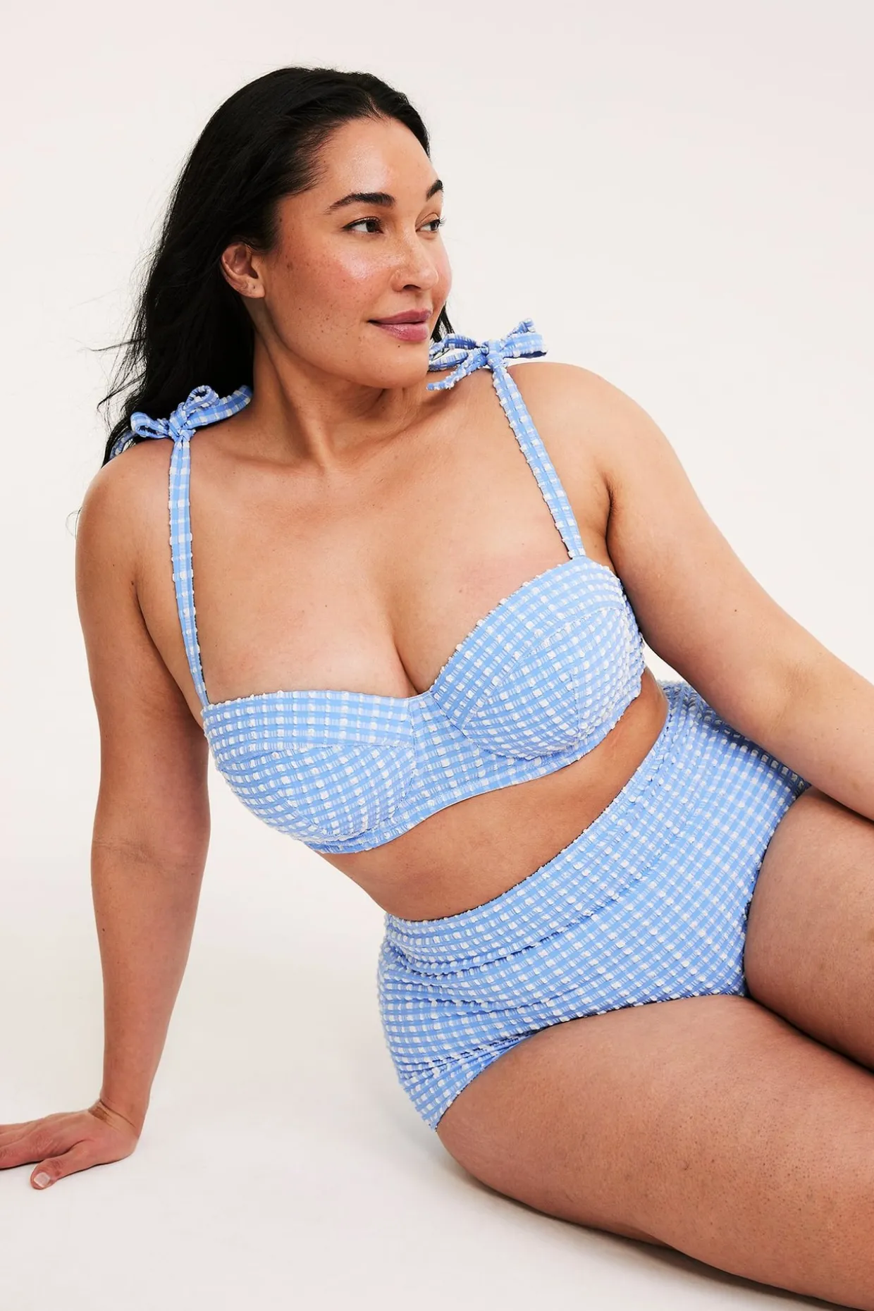 Rutig bikinitrosa hipster
