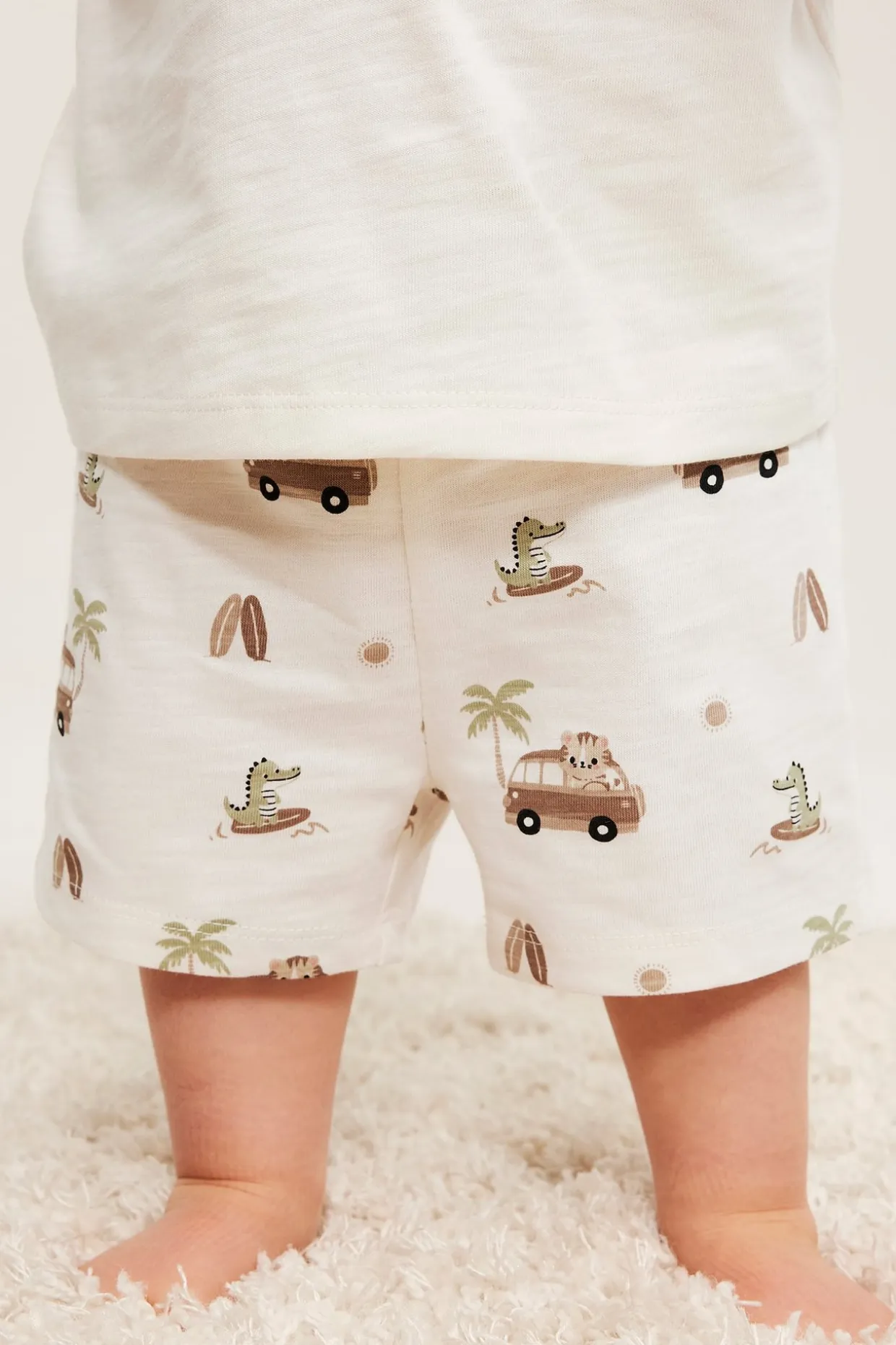 Set med shorts och t-shirt