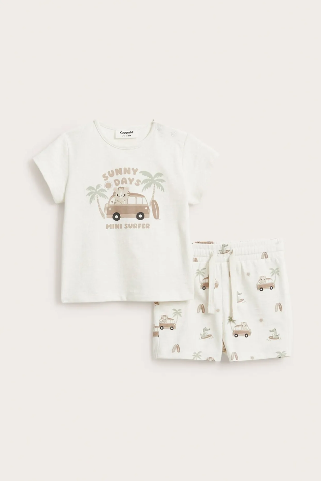 Set med shorts och t-shirt
