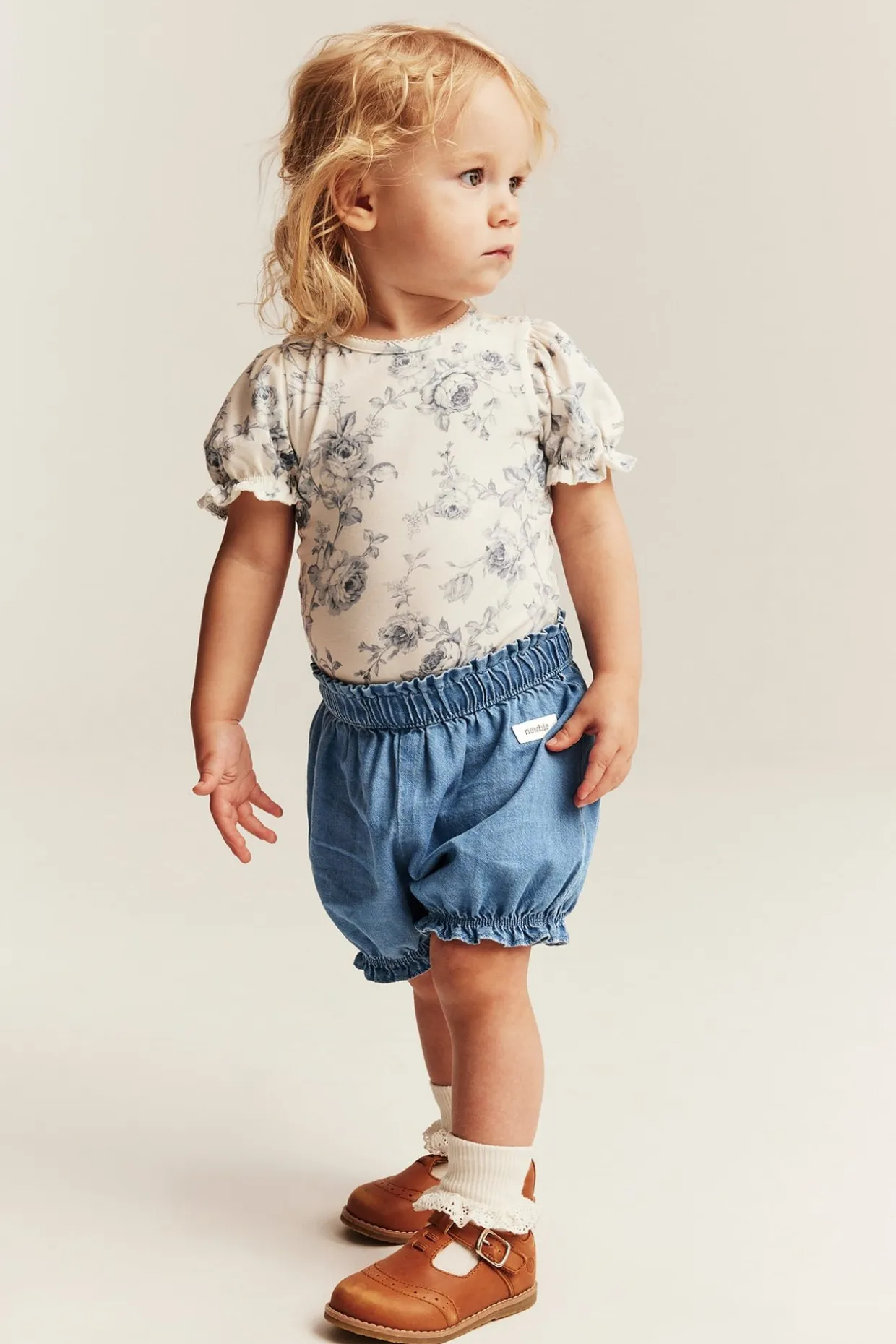 Shorts i vävd denim