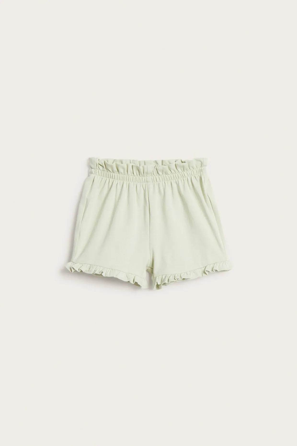 Shorts med volang
