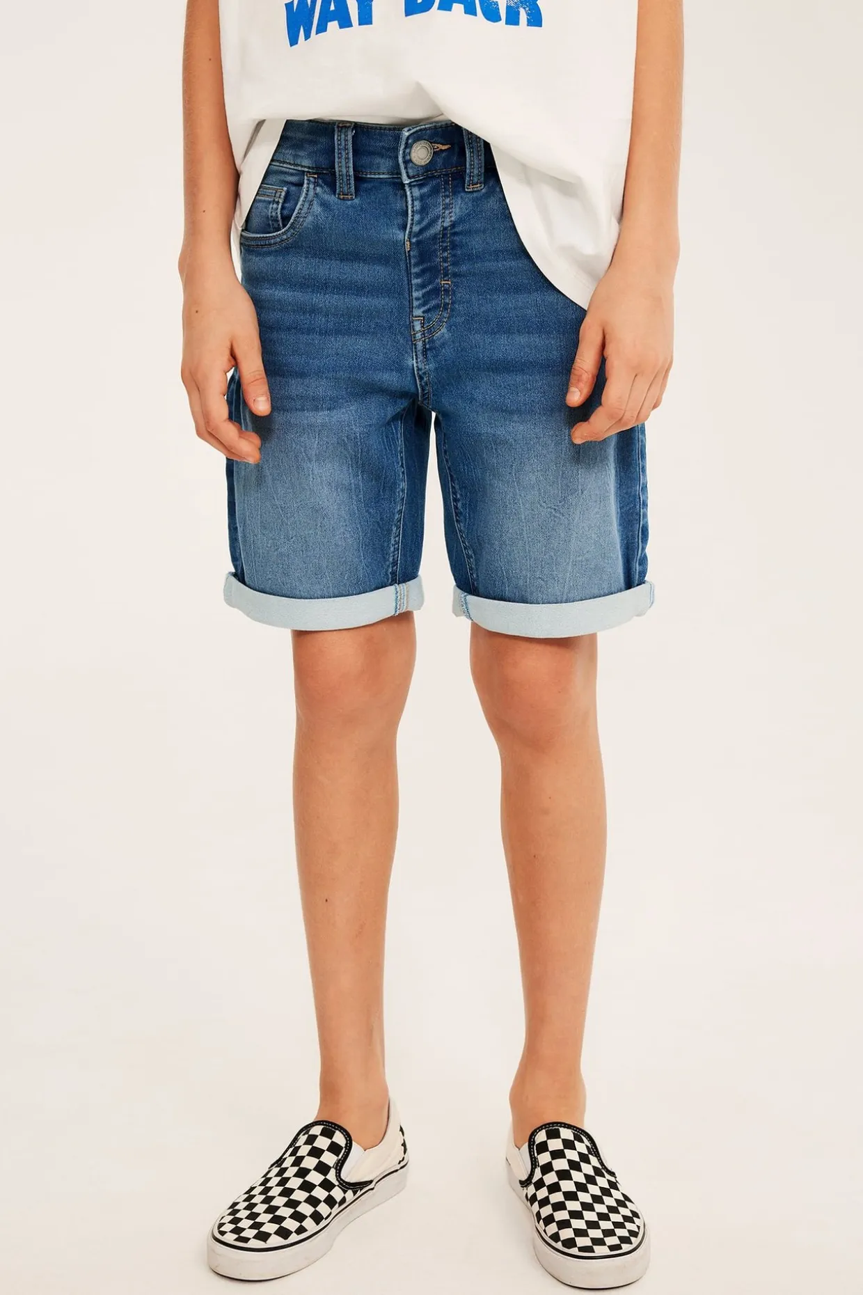 Stretchiga jeansshorts i joggerdenim