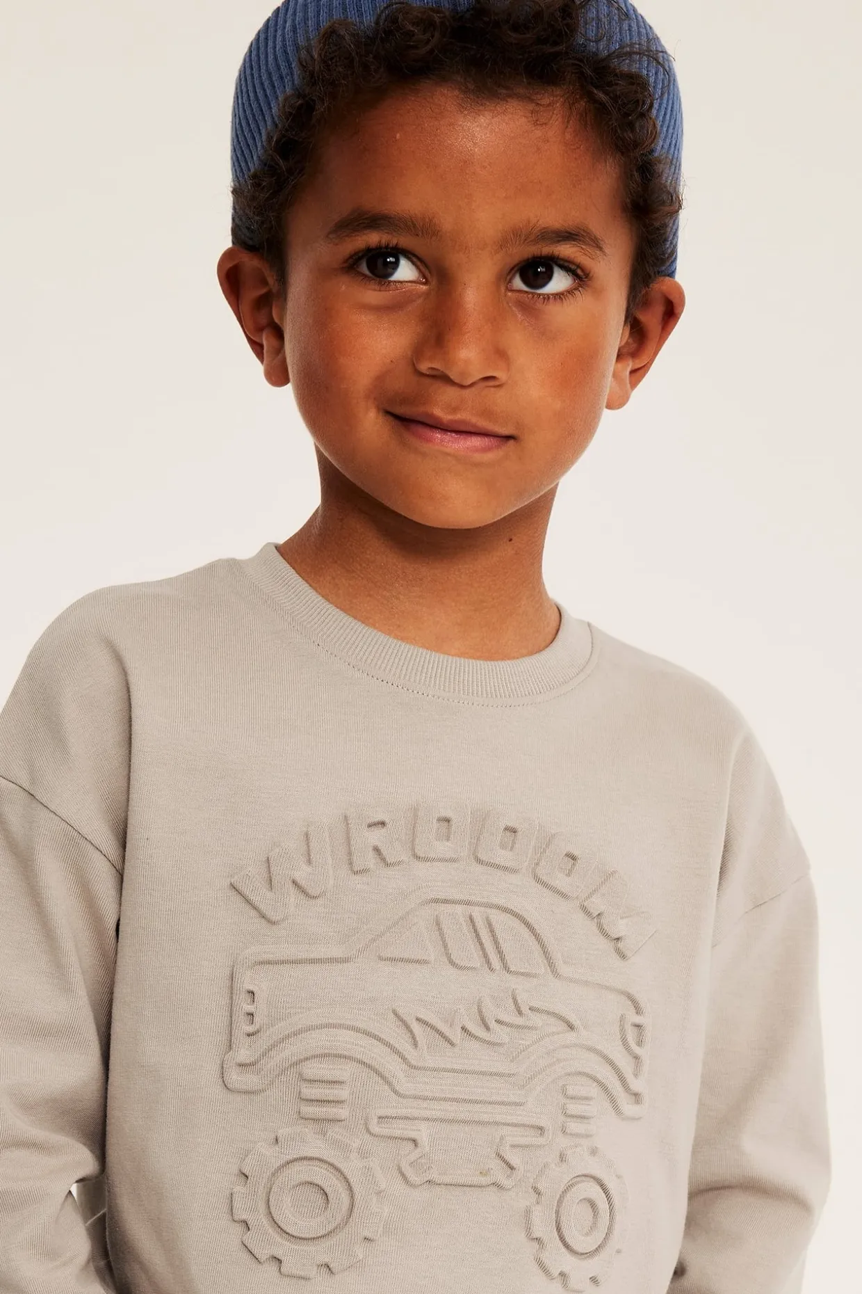 Sweatshirt i bomullstrikå med 3D-effektmotiv monsterbil
