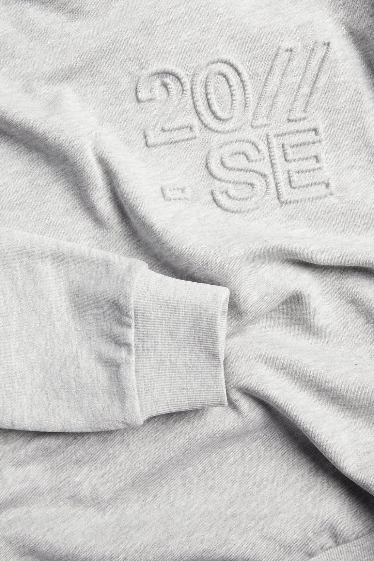 Sweatshirt med präglat texttryck
