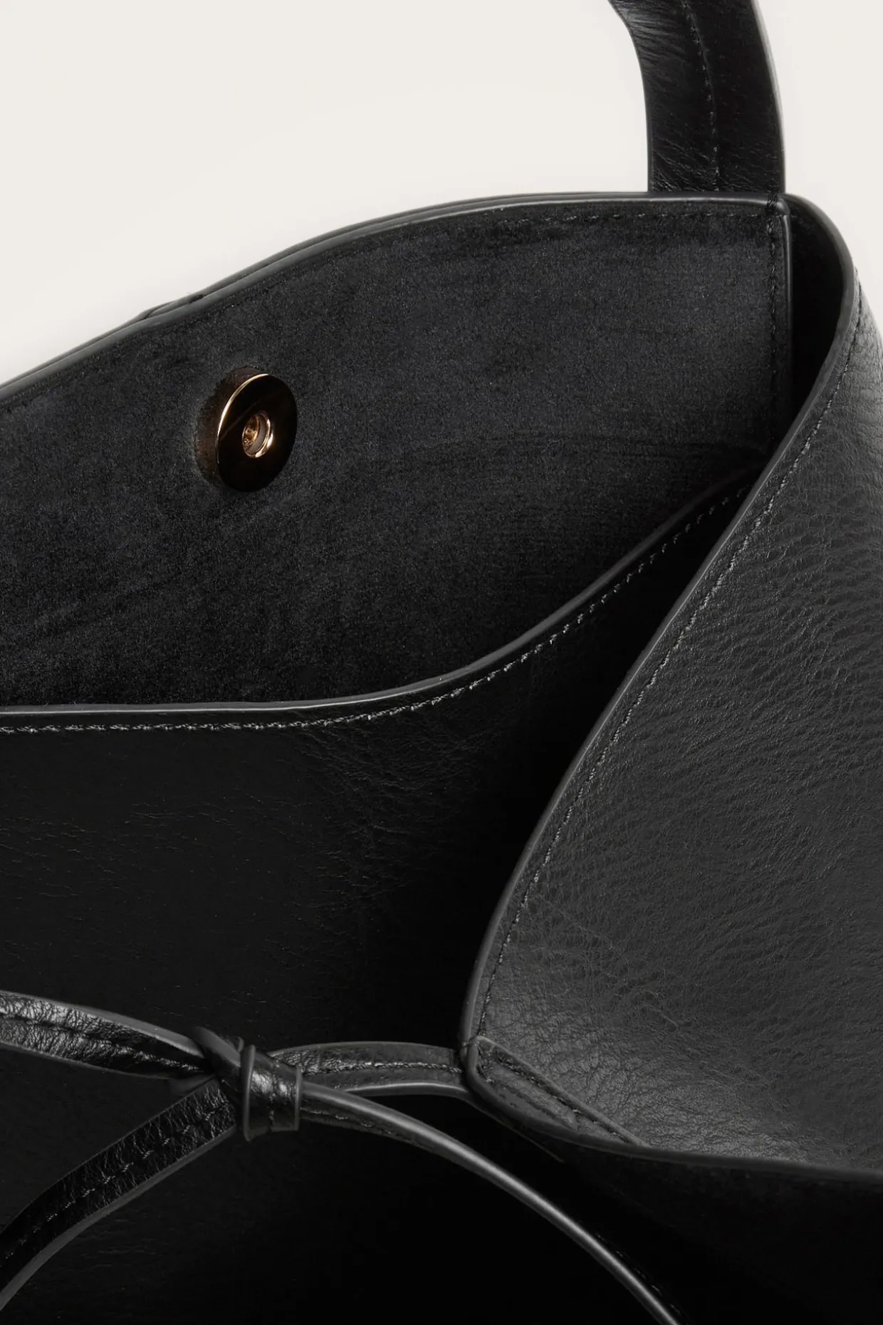 Totebag i skinnimitation
