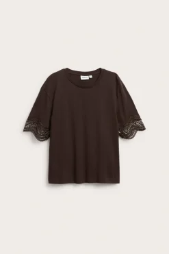 T-shirt med spets
