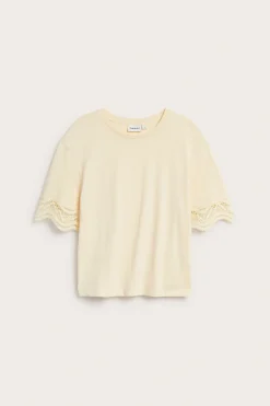T-shirt med spets