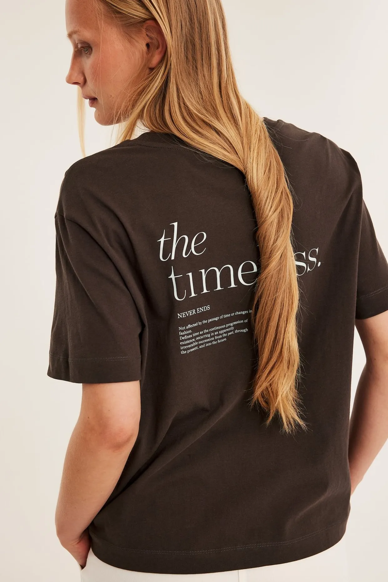 T-shirt med tryck "Today"