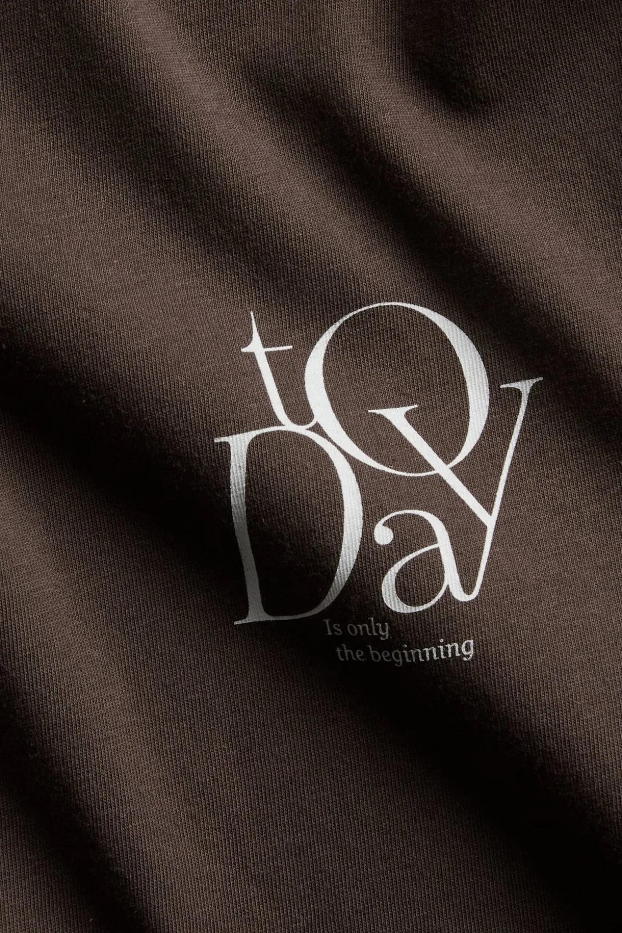 T-shirt med tryck "Today"