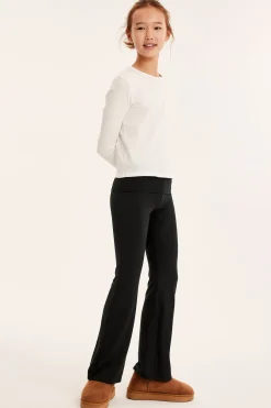 Utsvängda yoga pants