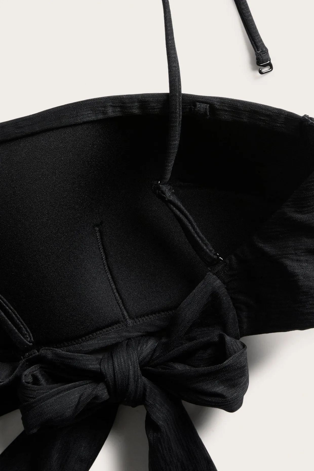 Vadderad bandeaubikini-topp