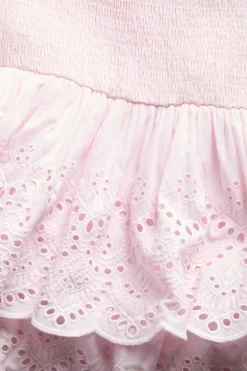 Volangklänning med broderie anglais