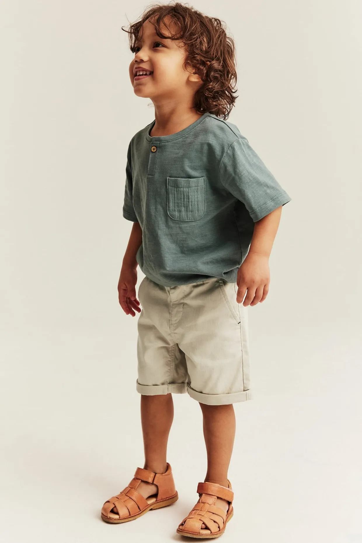 Vävda shorts med fickor