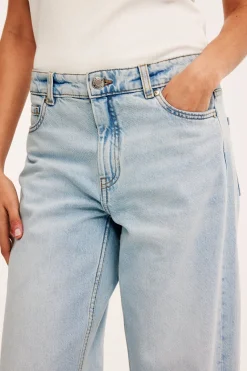 Wide jeans high waist